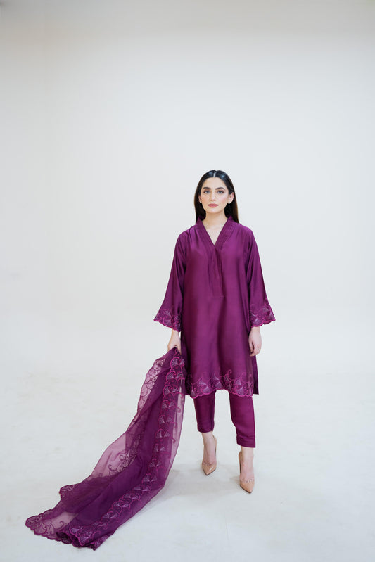 Naaz